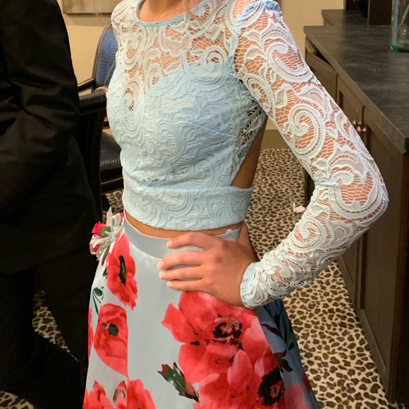 Formal Prom Dress - Picture 7 of 8